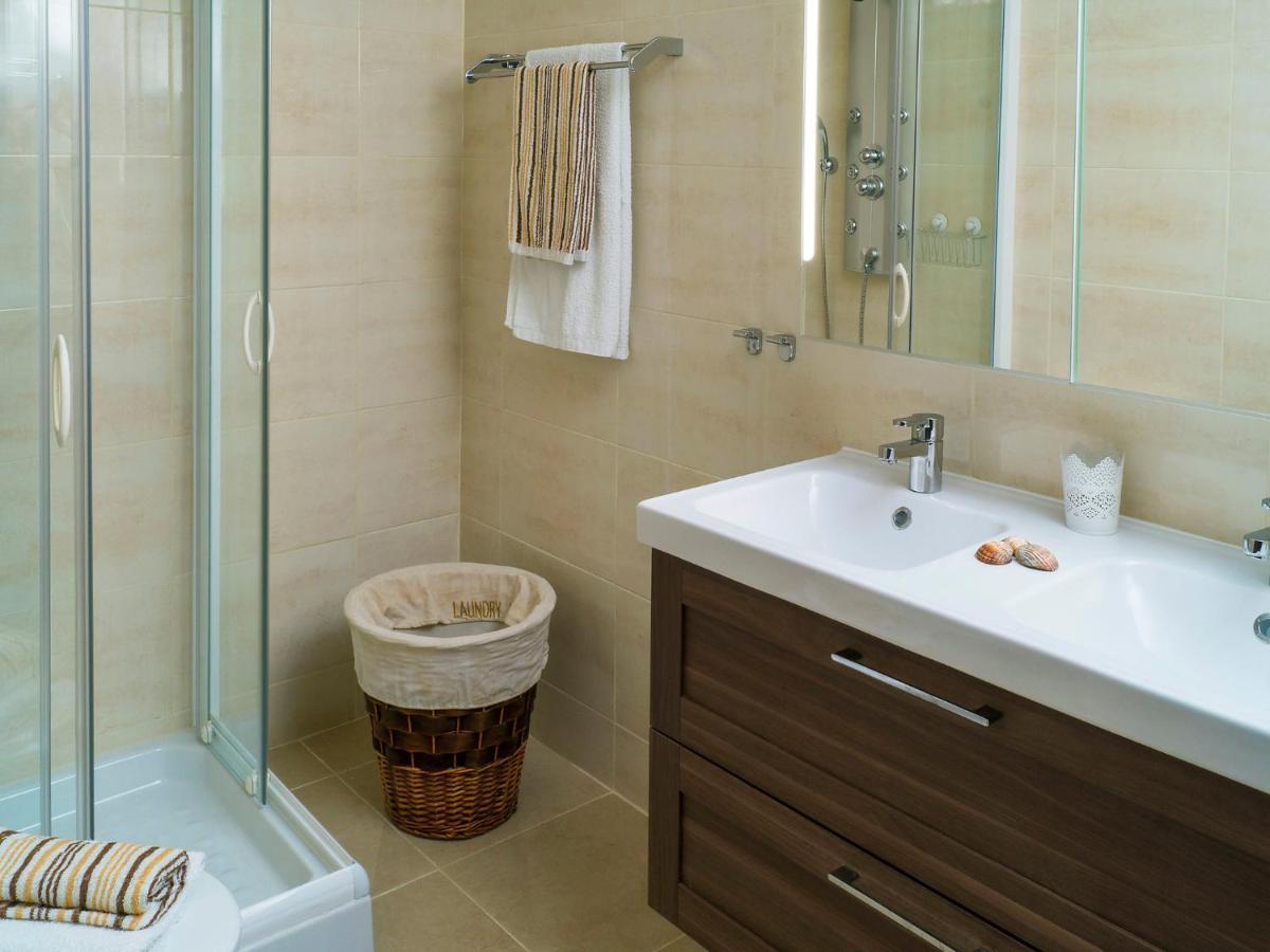 Apartment Puerto Paraiso By Interhome เอสเตโปนา ภายนอก รูปภาพ